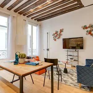Sweett - Clery Apartment