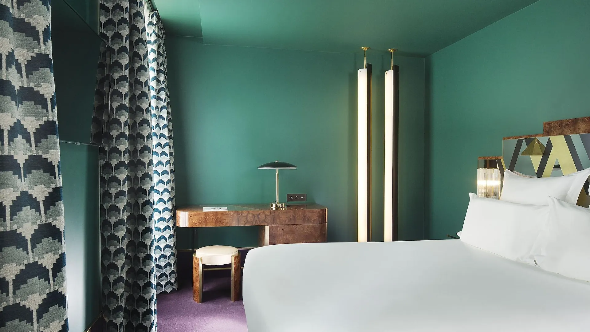 Hotel Saint-Marc Paris