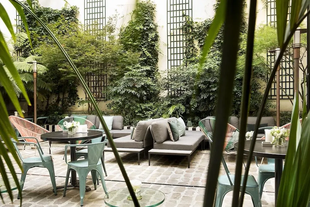 Hotel Saint-Marc Paris