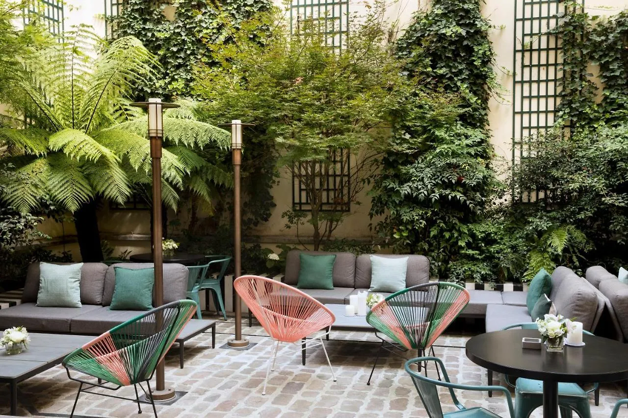 ****  Hotel Saint-Marc Paris France