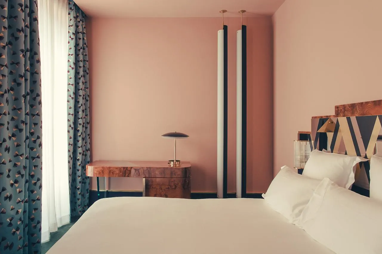 Hotel Saint-Marc Paris